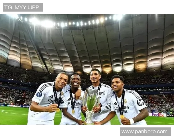 全球足球超级球星汇聚一堂 各国国家队王牌球员风采大揭秘